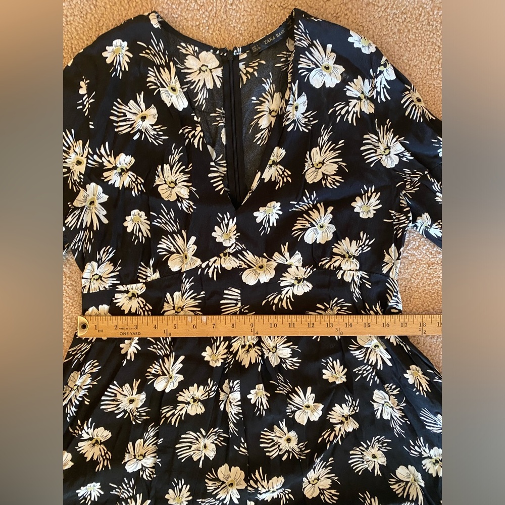 Euc Zara Basic Long Sleeve Flowy Daisy Print Flor… - image 6